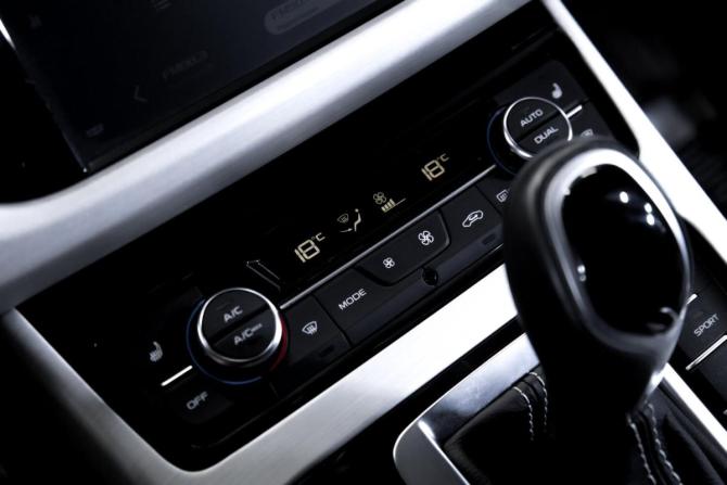 Geely Atlas I с пробегом 2020 года, цена 1 799 000 рублей, 63000 км, внедорожник, Автокод Объявления