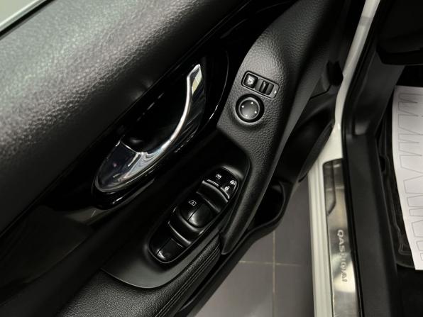 Nissan Qashqai II с пробегом 2014 года, цена 1 495 000 рублей, 156582 км, внедорожник, Автокод Объявления