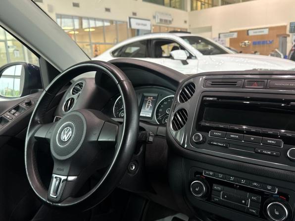Volkswagen Tiguan I Рестайлинг с пробегом 2014 года, цена 1 195 000 рублей, 185878 км, внедорожник, Автокод Объявления