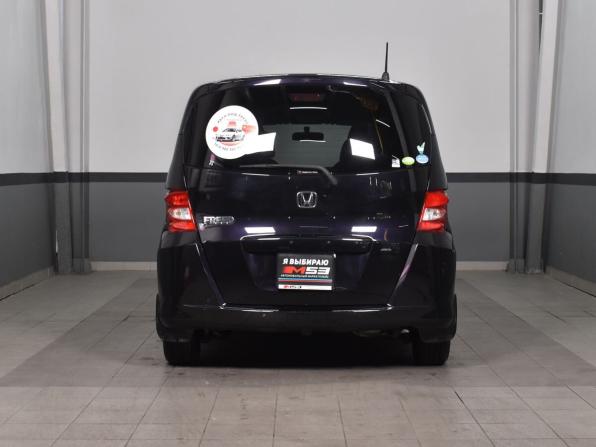 Honda Freed I с пробегом 2010 года, цена 994 995 рублей, 103672 км, компактвэн, Автокод Объявления