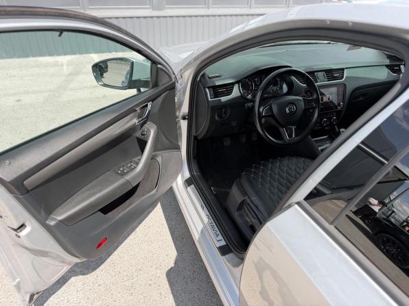 Skoda Octavia III (A7) Рестайлинг с пробегом 2018 года, цена 1 580 000 рублей, 136212 км, лифтбек, Автокод Объявления