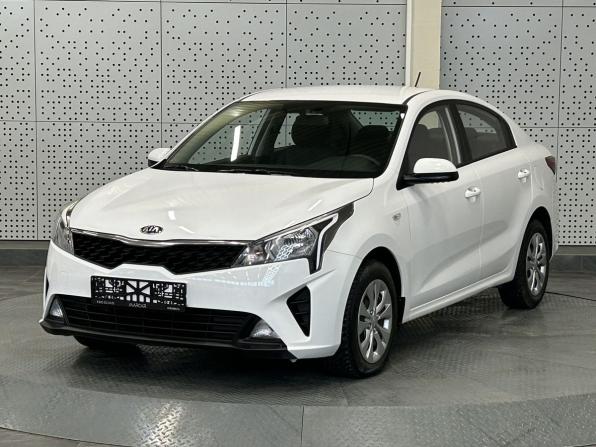 Kia Rio IV Рестайлинг с пробегом 2021 года, цена 1 230 000 рублей, 87518 км, седан, Автокод Объявления