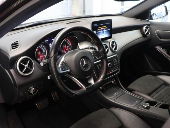 Mercedes-Benz GLA I (X156) с пробегом 2017 года, цена 1 990 000 рублей, 120850 км, внедорожник, Автокод Объявления