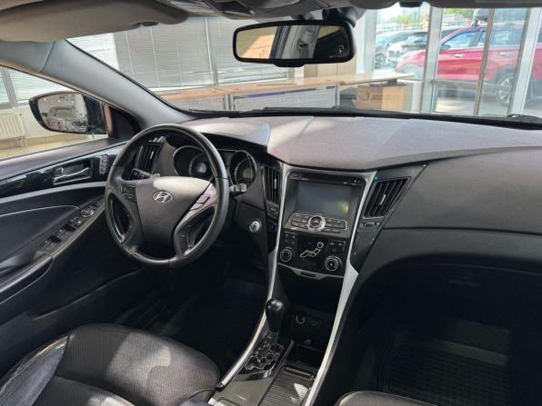 Hyundai Sonata VI (YF) с пробегом 2012 года, цена 1 410 000 рублей, 95036 км, седан, Автокод Объявления