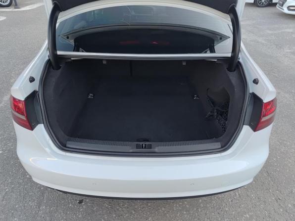 Audi A4 IV (B8) Рестайлинг с пробегом 2013 года, цена 1 065 000 рублей, 233798 км, седан, Автокод Объявления