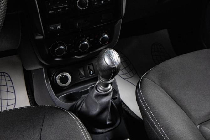 Renault Duster I Рестайлинг с пробегом 2017 года, цена 1 039 000 рублей, 233197 км, внедорожник, Автокод Объявления