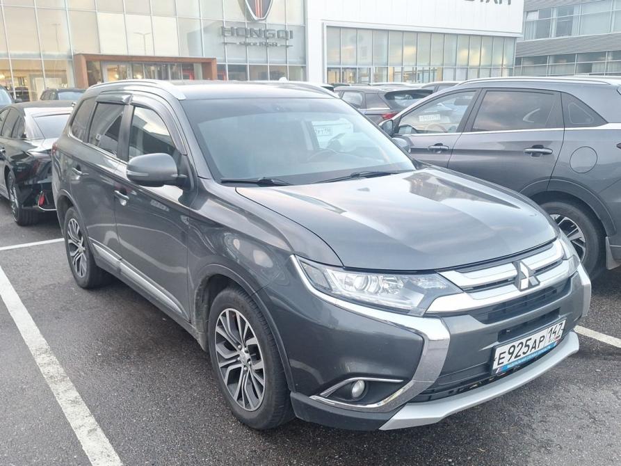 Mitsubishi Outlander III Рестайлинг 2 Санкт-Петербург  - изображение 2