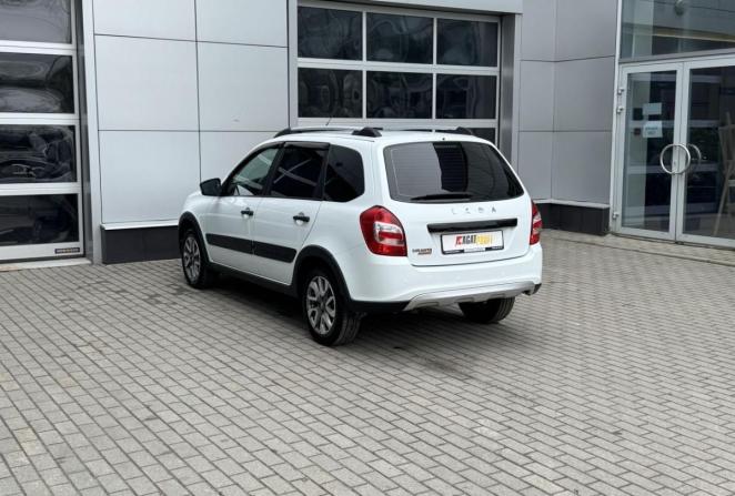 Lada (ВАЗ) Granta I Рестайлинг с пробегом 2023 года, цена 880 000 рублей, 60609 км, универсал, Автокод Объявления