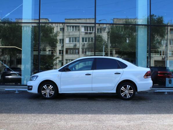 Volkswagen Polo V Рестайлинг с пробегом 2019 года, цена 1 377 000 рублей, 54887 км, седан, Автокод Объявления