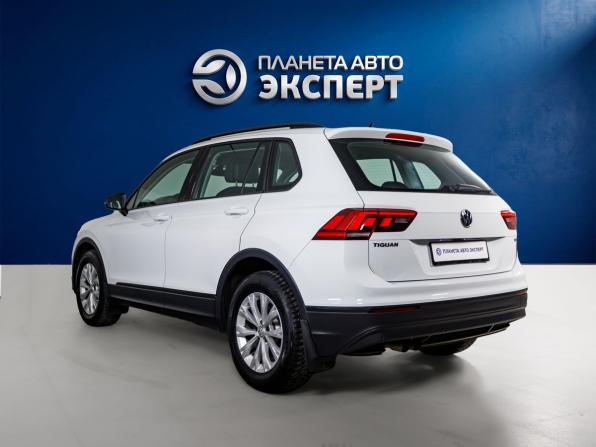 Volkswagen Tiguan II с пробегом 2017 года, цена 1 940 000 рублей, 136817 км, внедорожник, Автокод Объявления