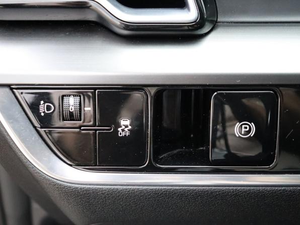 Kia Sportage V с пробегом 2022 года, цена 3 300 000 рублей, 80507 км, внедорожник, Автокод Объявления