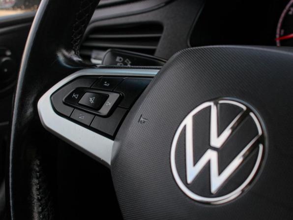 Volkswagen Polo VI с пробегом 2020 года, цена 1 479 000 рублей, 66199 км, лифтбек, Автокод Объявления
