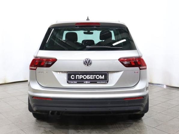 Volkswagen Tiguan II с пробегом 2017 года, цена 2 077 000 рублей, 123331 км, внедорожник, Автокод Объявления