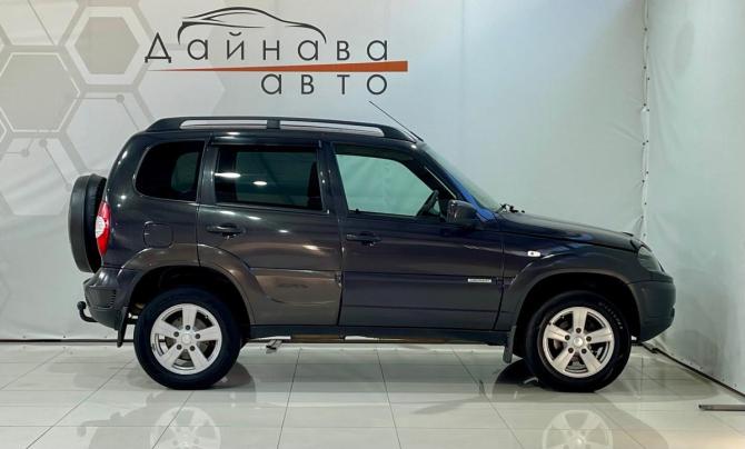 Chevrolet Niva I Рестайлинг с пробегом 2018 года, цена 625 000 рублей, 262171 км, внедорожник, Автокод Объявления