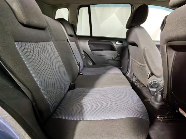 Ford Fusion I Рестайлинг с пробегом 2006 года, цена 450 000 рублей, 170348 км, хэтчбек, Автокод Объявления