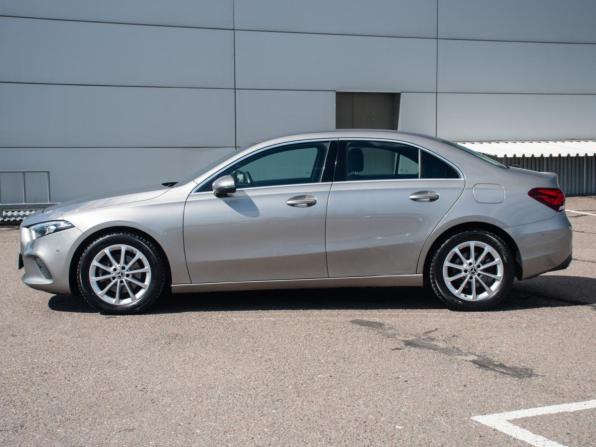 Mercedes-Benz A-Класс IV (W177) с пробегом 2019 года, цена 2 499 000 рублей, 66500 км, седан, Автокод Объявления