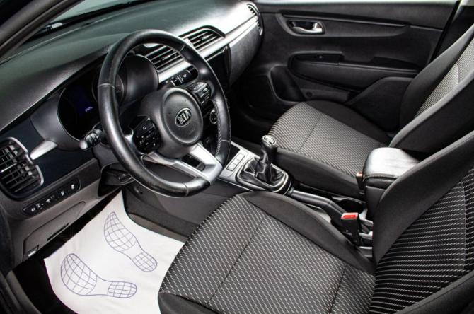 Kia Rio IV с пробегом 2018 года, цена 1 299 000 рублей, 87500 км, седан, Автокод Объявления