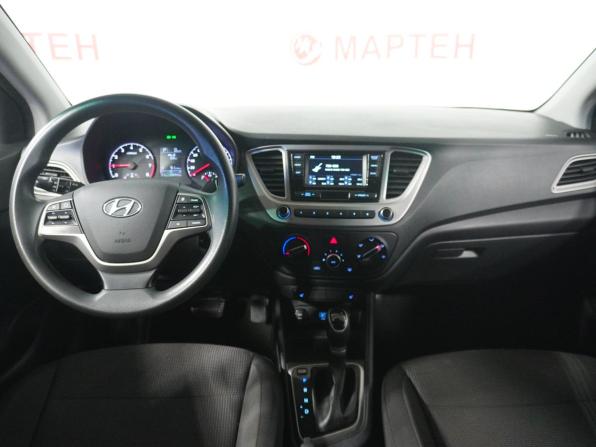 Hyundai Solaris II с пробегом 2019 года, цена 1 384 000 рублей, 133441 км, седан, Автокод Объявления