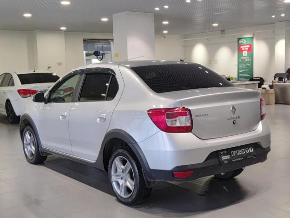 Renault Logan II Рестайлинг с пробегом 2019 года, цена 900 000 рублей, 185523 км, седан, Автокод Объявления