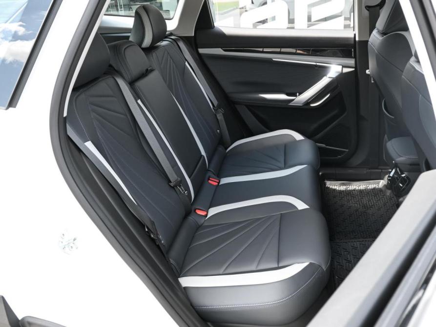 Geely Atlas II Волгоград  - изображение 9