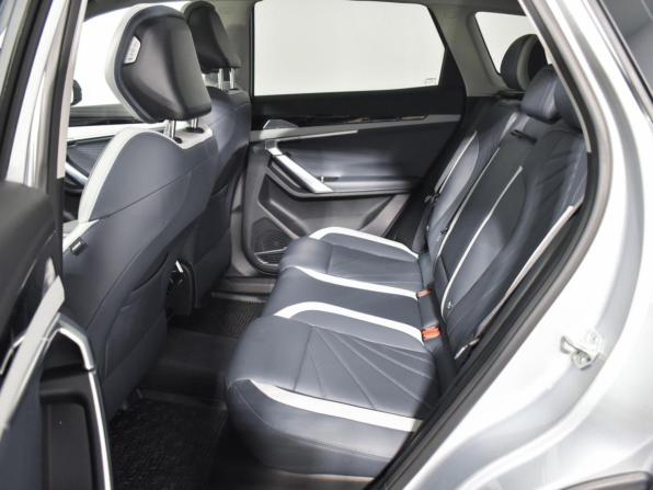 Geely Atlas II с пробегом 2024 года, цена 3 000 000 рублей, 21066 км, внедорожник, Автокод Объявления