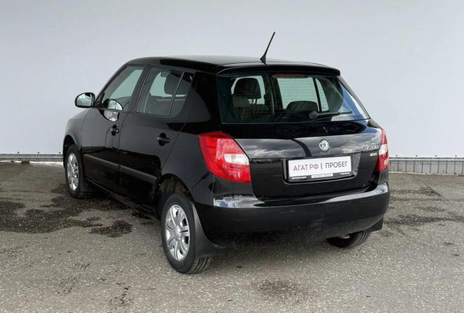 Skoda Fabia II Рестайлинг с пробегом 2012 года, цена 755 000 рублей, 93730 км, хэтчбек, Автокод Объявления
