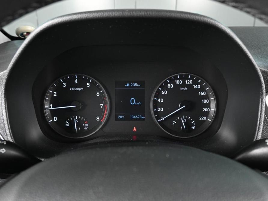 Hyundai Solaris II Ростов-на-Дону  - изображение 17