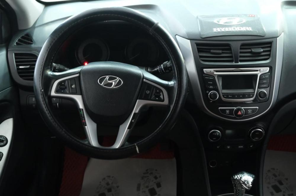 Hyundai Solaris I Рестайлинг Омск  - изображение 11