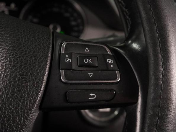 Volkswagen Passat B7 с пробегом 2012 года, цена 1 069 000 рублей, 215523 км, седан, Автокод Объявления