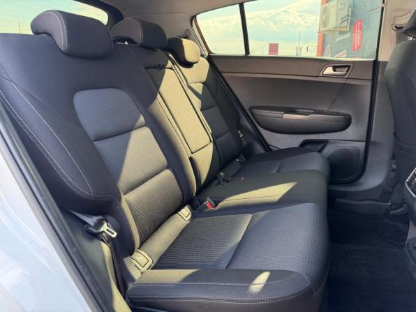 Kia Sportage IV Рестайлинг с пробегом 2018 года, цена 1 950 000 рублей, 145000 км, внедорожник, Автокод Объявления