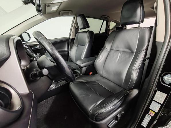 Toyota RAV4 IV (XA40) Рестайлинг с пробегом 2017 года, цена 2 375 000 рублей, 202694 км, внедорожник, Автокод Объявления