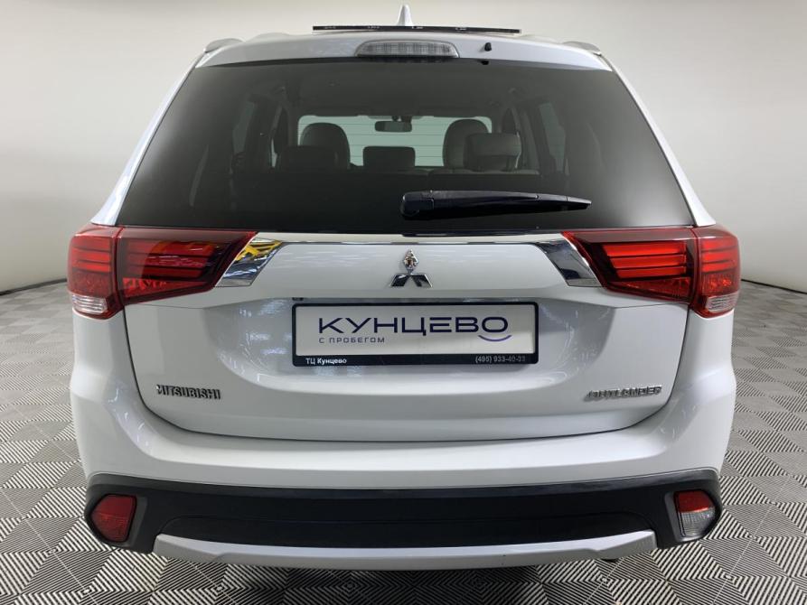 Mitsubishi Outlander III Рестайлинг 2 Москва  - изображение 6
