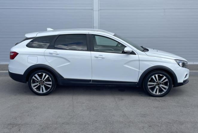 Lada (ВАЗ) Vesta I с пробегом 2018 года, цена 890 000 рублей, 126525 км, универсал, Автокод Объявления