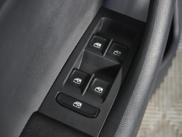 Volkswagen Polo VI с пробегом 2021 года, цена 1 089 000 рублей, 150361 км, лифтбек, Автокод Объявления