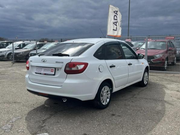 Lada (ВАЗ) Granta I с пробегом 2016 года, цена 295 000 рублей, 234443 км, лифтбек, Автокод Объявления