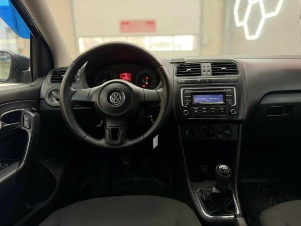 Volkswagen Polo V с пробегом 2014 года, цена 620 000 рублей, 252570 км, седан, Автокод Объявления