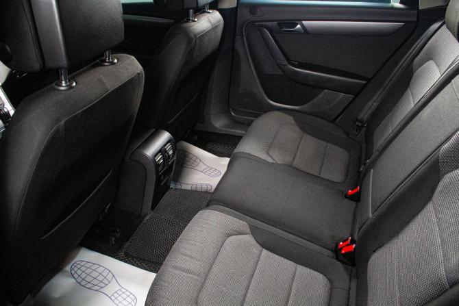 Volkswagen Passat B7 с пробегом 2011 года, цена 779 000 рублей, 233700 км, универсал, Автокод Объявления