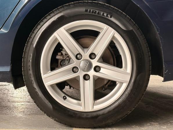 Audi A3 III (8V) Рестайлинг с пробегом 2018 года, цена 1 460 000 рублей, 206969 км, седан, Автокод Объявления