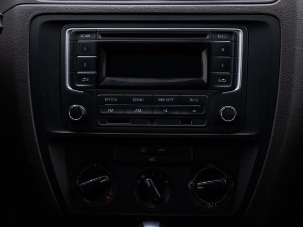 Volkswagen Jetta VI Рестайлинг с пробегом 2015 года, цена 997 000 рублей, 133126 км, седан, Автокод Объявления