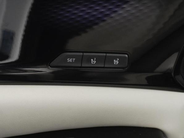 Kia Carnival IV с пробегом 2020 года, цена 3 699 000 рублей, 45046 км, минивэн, Автокод Объявления