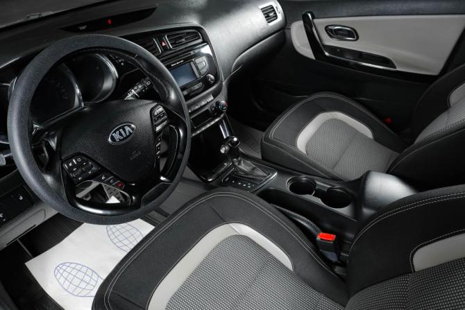 Kia Ceed II с пробегом 2014 года, цена 1 179 000 рублей, 220000 км, универсал, Автокод Объявления