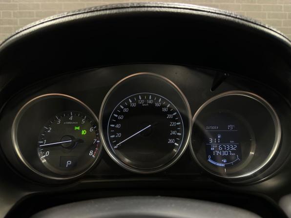 Mazda 6 III (GJ) Рестайлинг с пробегом 2015 года, цена 1 700 000 рублей, 174306 км, седан, Автокод Объявления