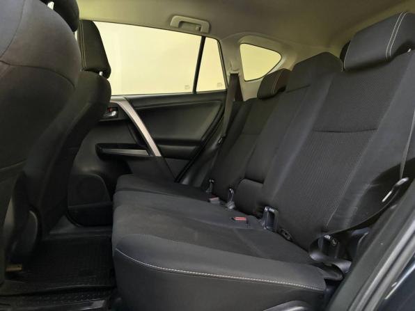 Toyota RAV4 IV (XA40) Рестайлинг с пробегом 2017 года, цена 2 450 000 рублей, 175073 км, внедорожник, Автокод Объявления