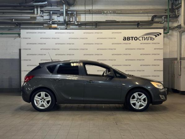 Opel Astra J с пробегом 2012 года, цена 599 000 рублей, 178000 км, хэтчбек, Автокод Объявления
