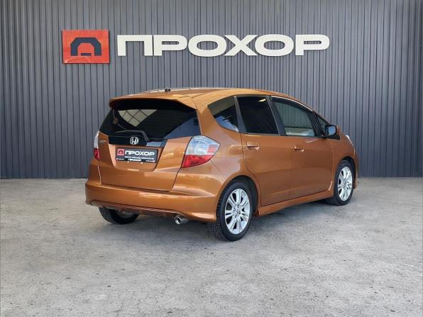 Honda Fit II с пробегом 2009 года, цена 847 000 рублей, 91820 км, хэтчбек, Автокод Объявления
