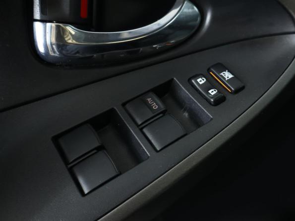 Toyota RAV4 III (XA30) Рестайлинг с пробегом 2012 года, цена 1 549 000 рублей, 135000 км, внедорожник, Автокод Объявления