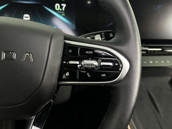 Omoda C5 I Рестайлинг с пробегом 2024 года, цена 2 090 000 рублей, 8300 км, внедорожник, Автокод Объявления
