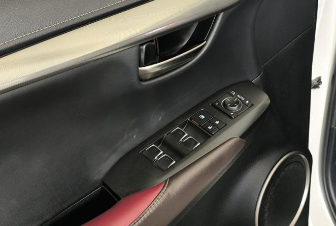 Lexus NX I Рестайлинг с пробегом 2018 года, цена 2 540 000 рублей, 241099 км, внедорожник, Автокод Объявления
