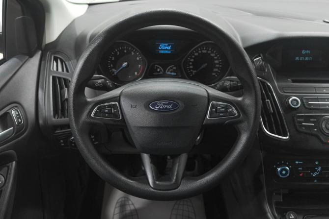 Ford Focus III Рестайлинг с пробегом 2017 года, цена 899 000 рублей, 158000 км, универсал, Автокод Объявления