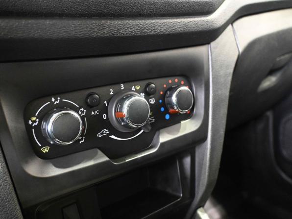 Lada (ВАЗ) XRAY I с пробегом 2018 года, цена 879 900 рублей, 105000 км, хэтчбек, Автокод Объявления